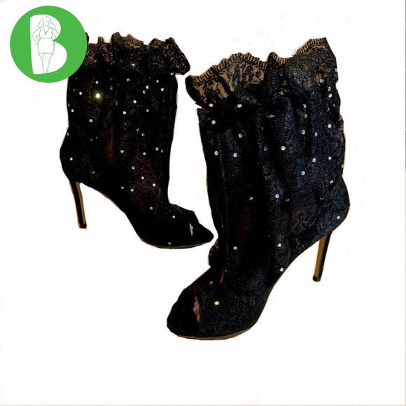 Keywords | PDF | Second Boer War | American Civil War NORA AYTCH “SAMANTHA” BLACK LACE, CRYSTAL & LEATHER BOOTIES (39)